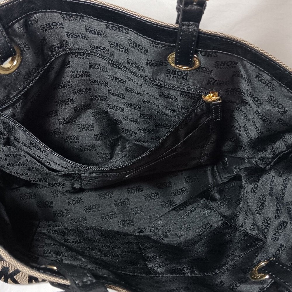 MICHAEL KORS Jet Set Signature Grab Bag Tote Tan/Black Jacquard and Leather - Picture 11 of 12
